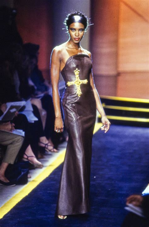 sfilata gianni versace 1997|gianni versace.